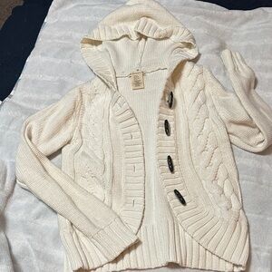 Girls’ Cozy Cream Hooded Sweater Size 14 🧒